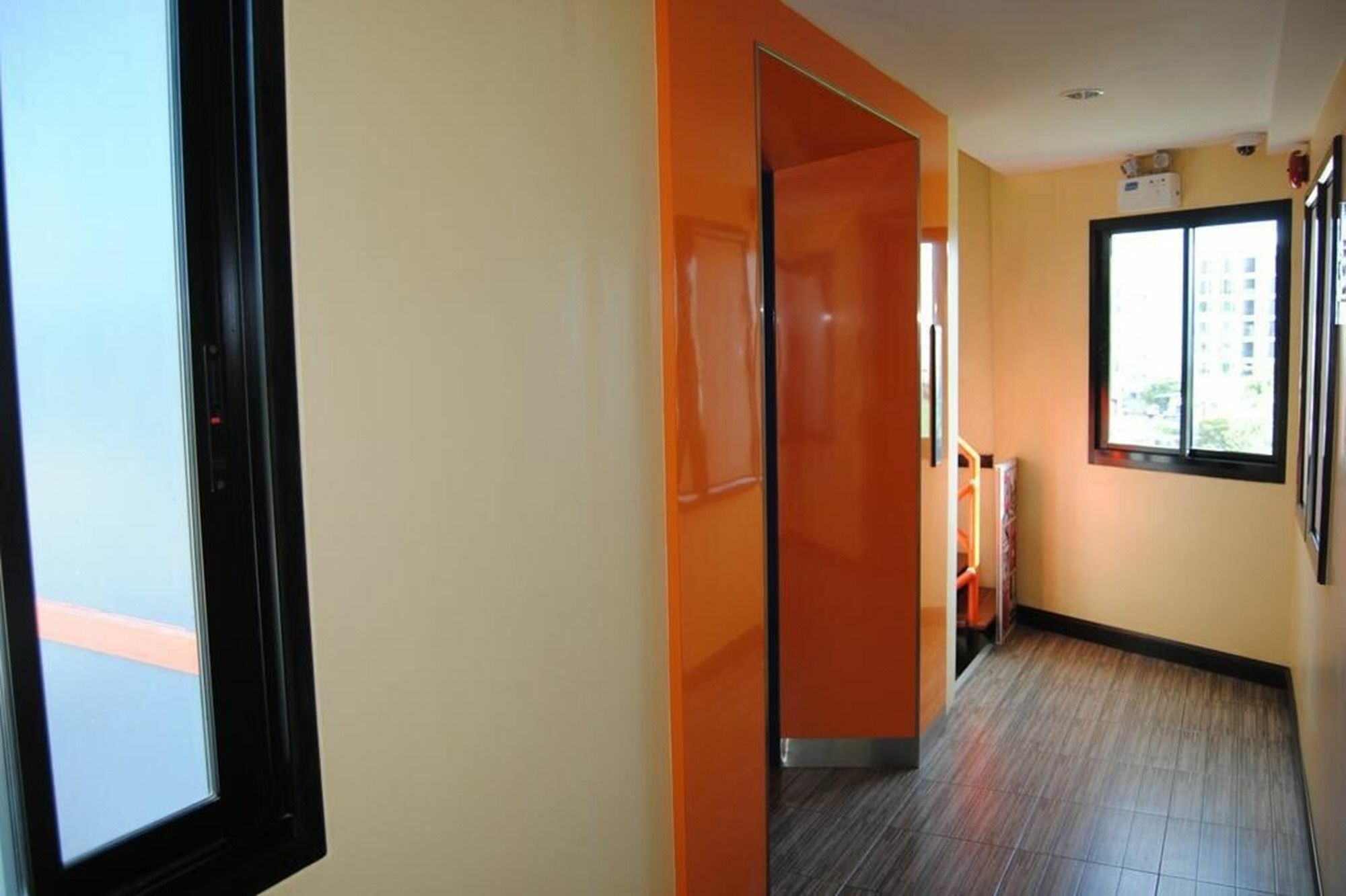 Uplus Uhome Residence Pattaya Exteriör bild